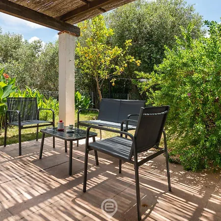 La Casa Nel Verde - *